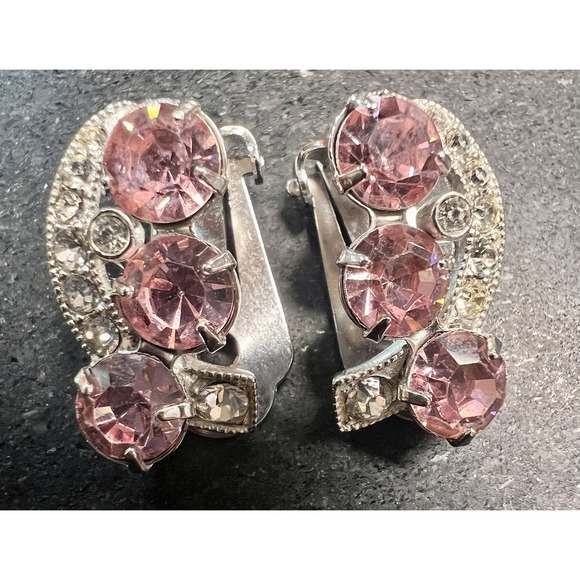 Vintage‎ Signed Eisenberg Ice Pink Clear White Rhinestone Clip on Earrings 3/4